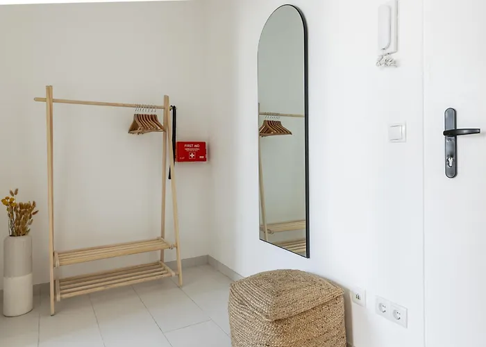 Modern In Center With A Balcony Apartamento